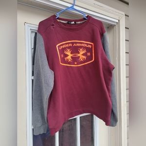 Under Armour L Like New Sweatshirt